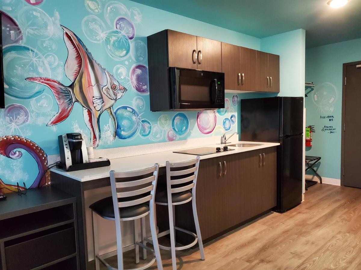 Super 8 By Wyndham Winnipeg East Mb Екстериор снимка